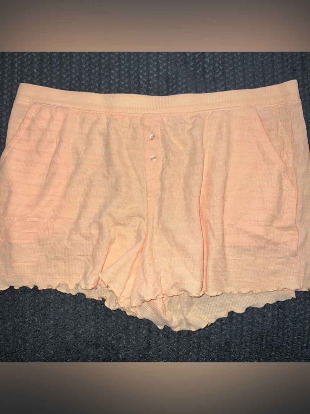 stars above Peach Ribbed Lounge Shorts